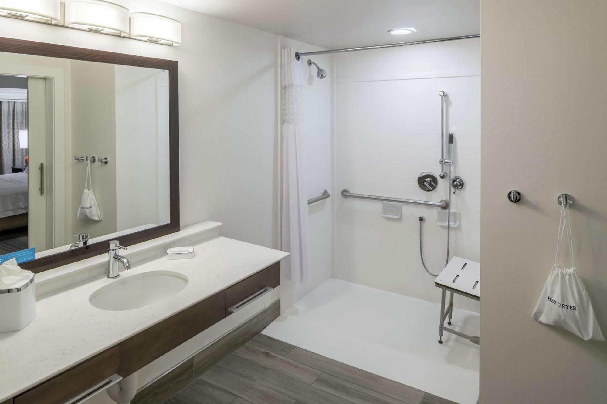 Hampton Inn & Suites By Hilton Atlanta Perimeter Dunwoody Buitenkant foto
